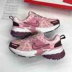 نایک وی تو کی ران صورتی | Nike V2K Run